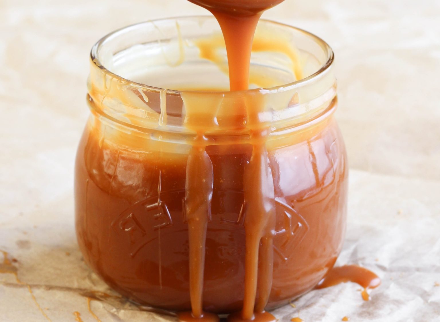Caramel beurre salé au Thermomix - Recette Plat - Recette Cuisine Facile