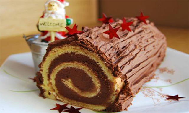 Meilleure Bûche de Noël roulée traditionnelle au chocolat