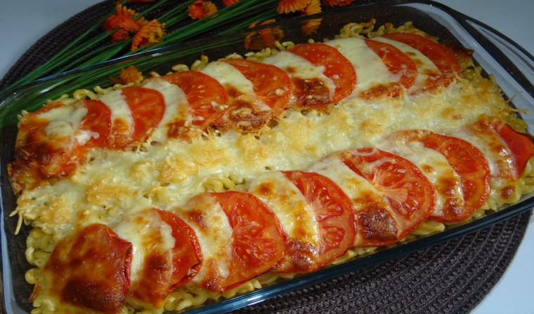 gratin-de-pates-tomate-mozzarella