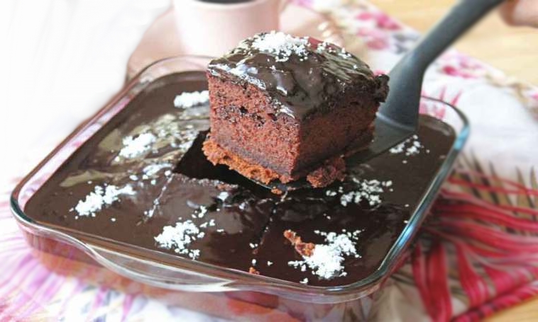 Gâteau chocolatée et humide facile à réaliser